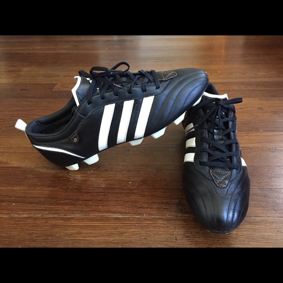 vintage soccer cleats